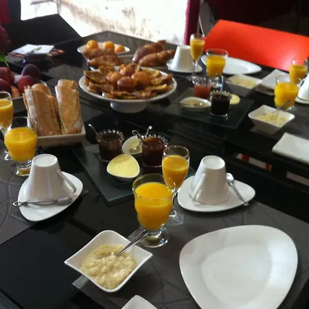 Bed & Breakfast Chateau La Mothe Du Barry Moulon-sur-Dordogne