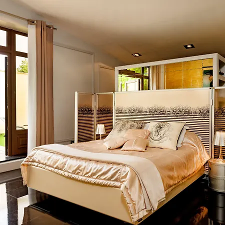 Bed & Breakfast Chateau La Mothe Du Barry 4*